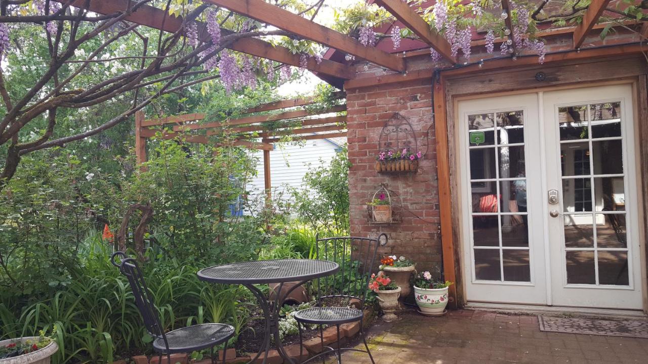Rubyjune Inn White Salmon Esterno foto